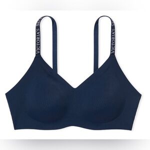 NWT Victoria’s Secret T-Shirt Lightly Lined Comfort Bra